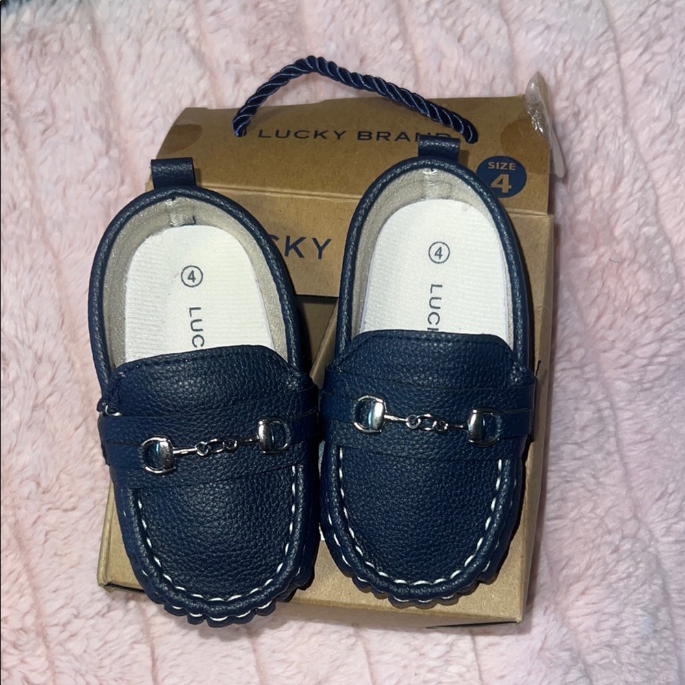 Lucky Brand Kids Moccasins in Navy